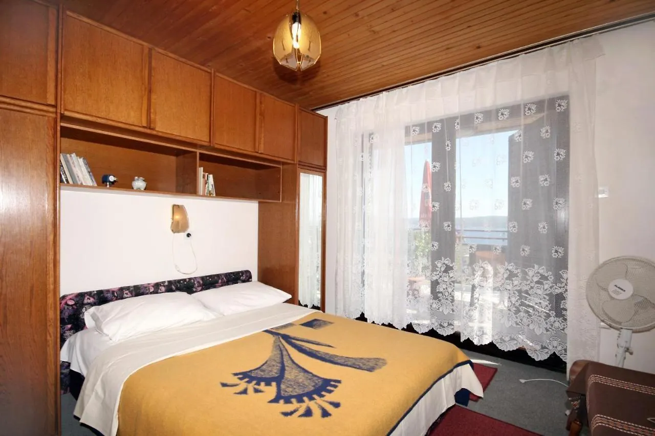 Apartments With A Parking Space Dramalj, Crikvenica - 5491  Dramalj