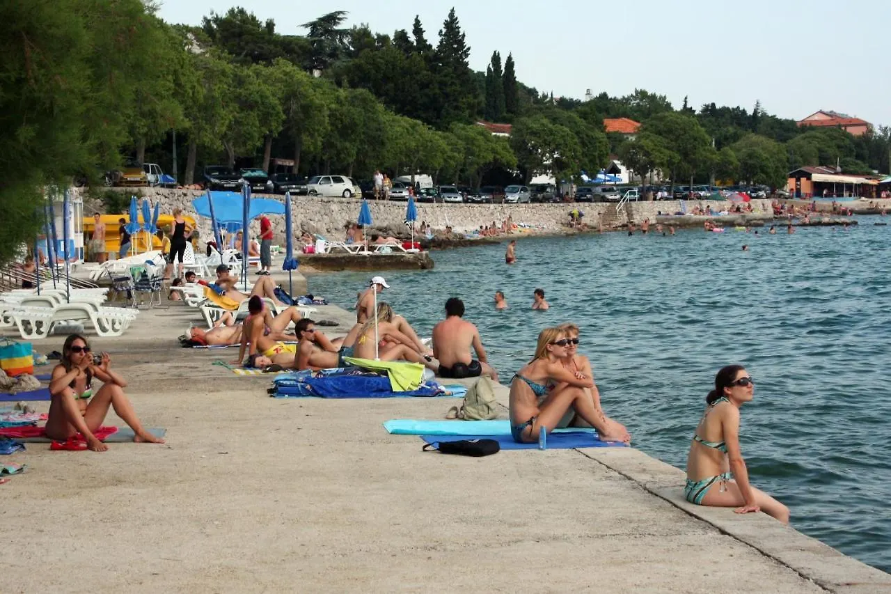 Apartments With A Parking Space Dramalj, Crikvenica - 5491 0*, Dramalj Chorvatsko